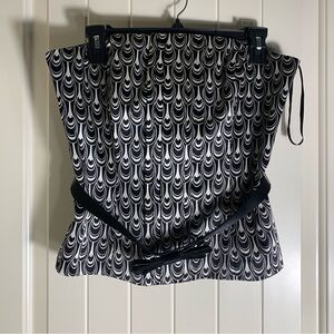 White House Black Market Black and White Corset 100% Silk Shell Size 10